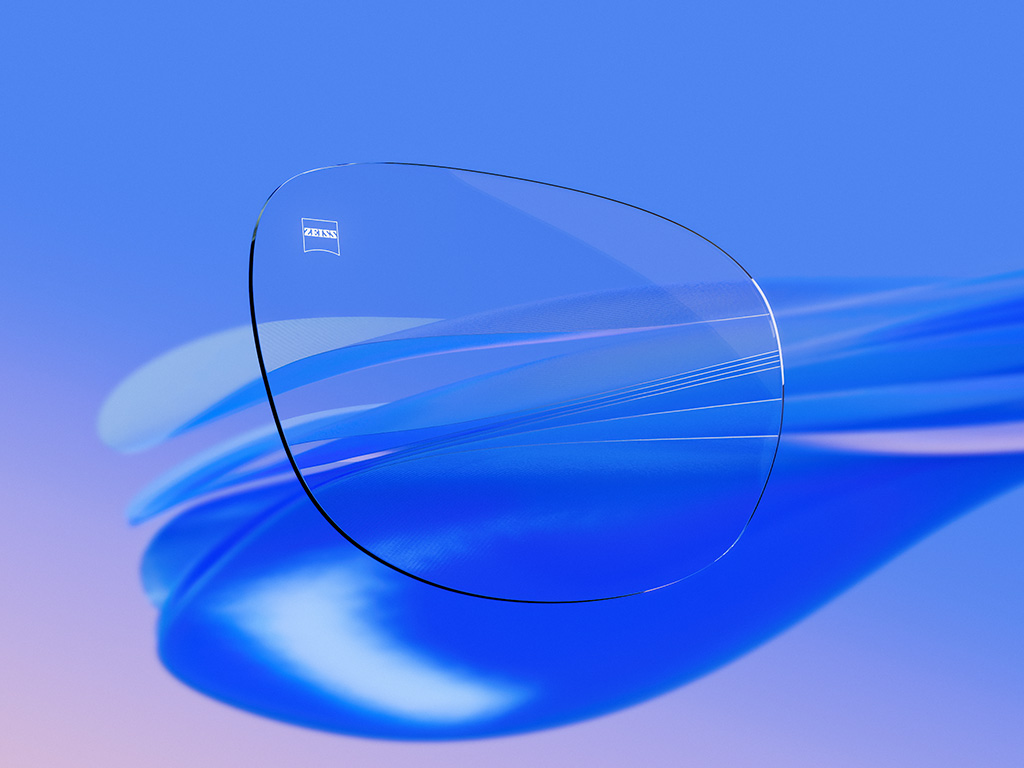3D CGI ilustracija prozirne naočalne leće s minimalnim refleksijama, ističući njezinu iznimnu jasnoću i optičku kvalitetu.